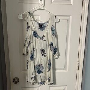 Torrid White and Blue Floral Blouse